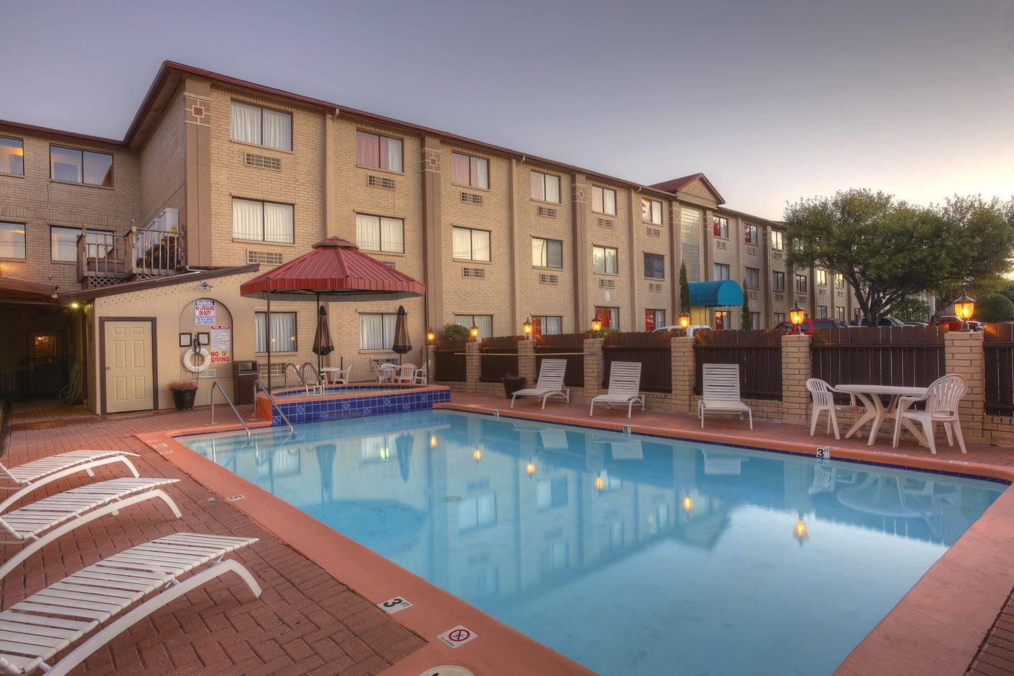 Orangewood Inn And Suites Midtown Όστιν Εξωτερικό φωτογραφία