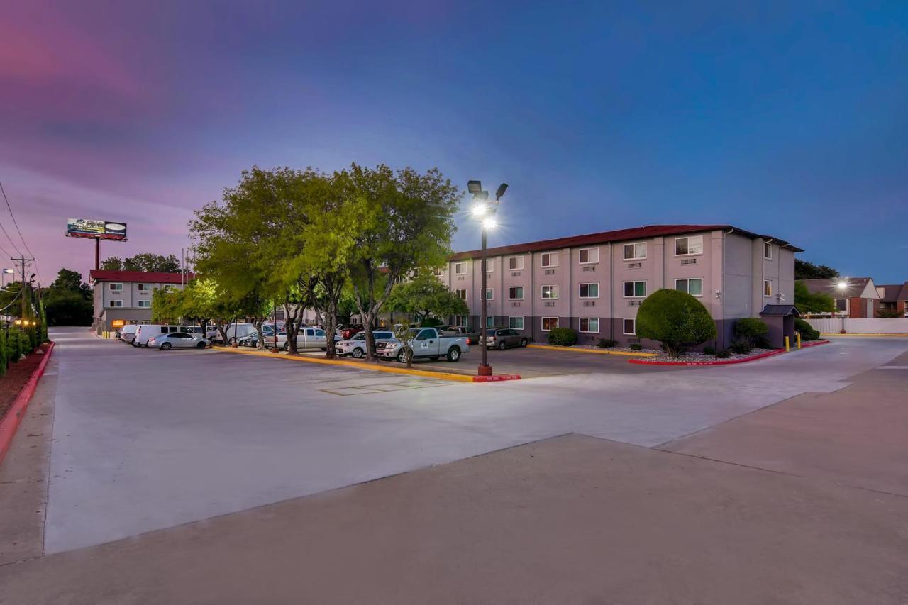 Orangewood Inn And Suites Midtown Όστιν Εξωτερικό φωτογραφία