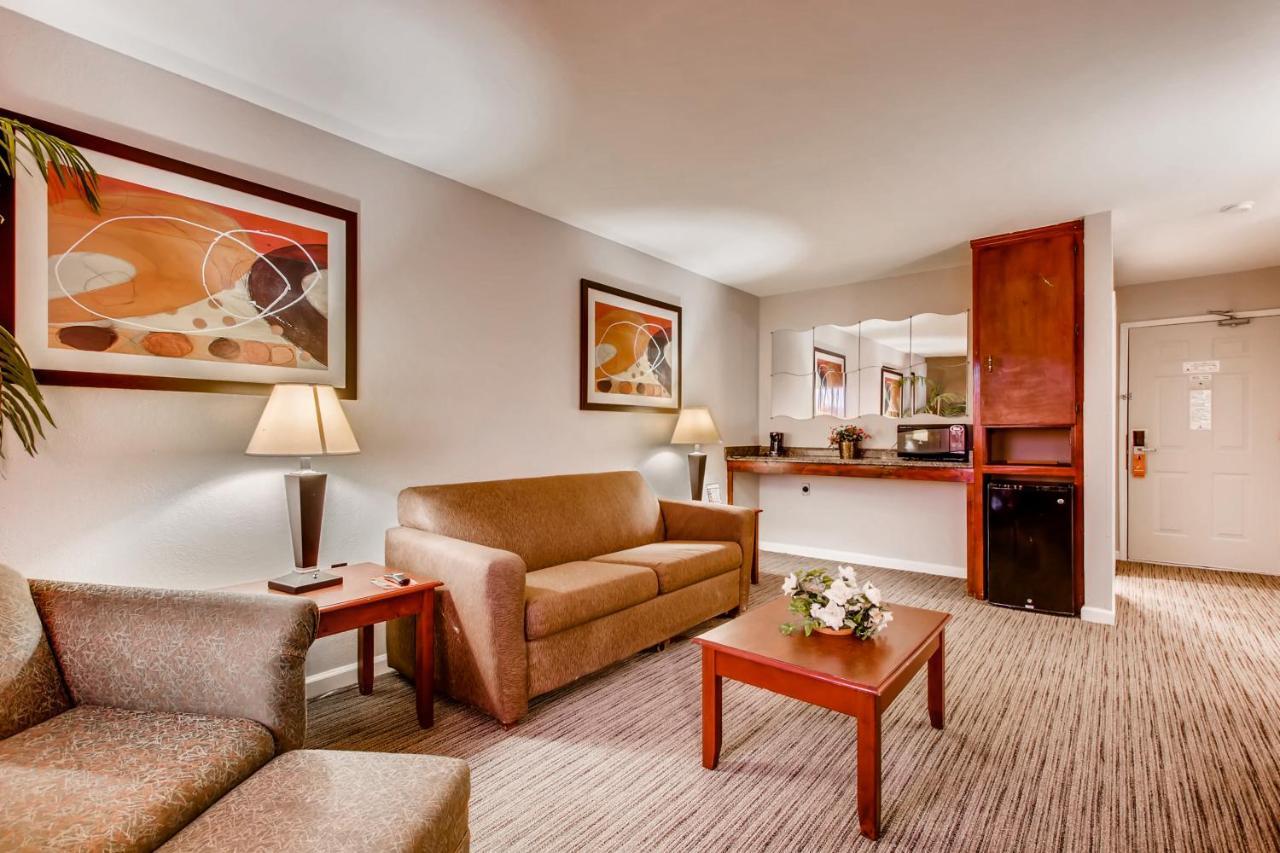 Orangewood Inn And Suites Midtown Όστιν Εξωτερικό φωτογραφία